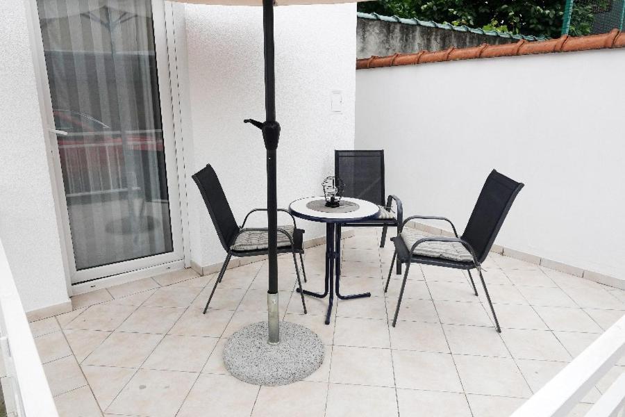 Apartman Gundulic Vinkovci Buitenkant foto