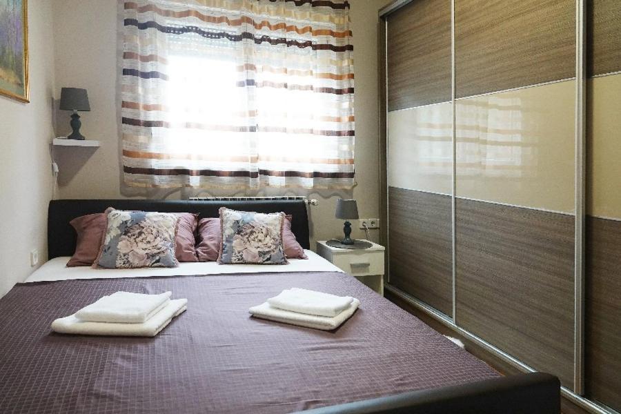 Apartman Gundulic Vinkovci Buitenkant foto