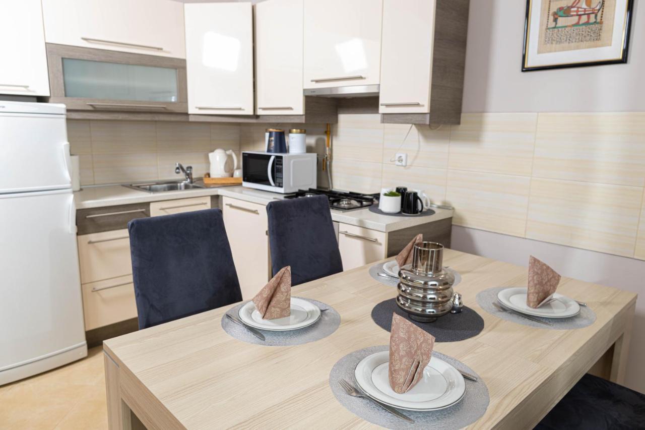 Apartman Gundulic Vinkovci Buitenkant foto