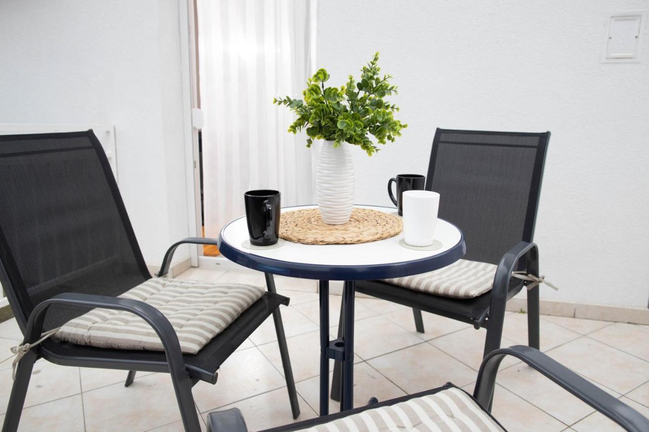 Apartman Gundulic Vinkovci Buitenkant foto