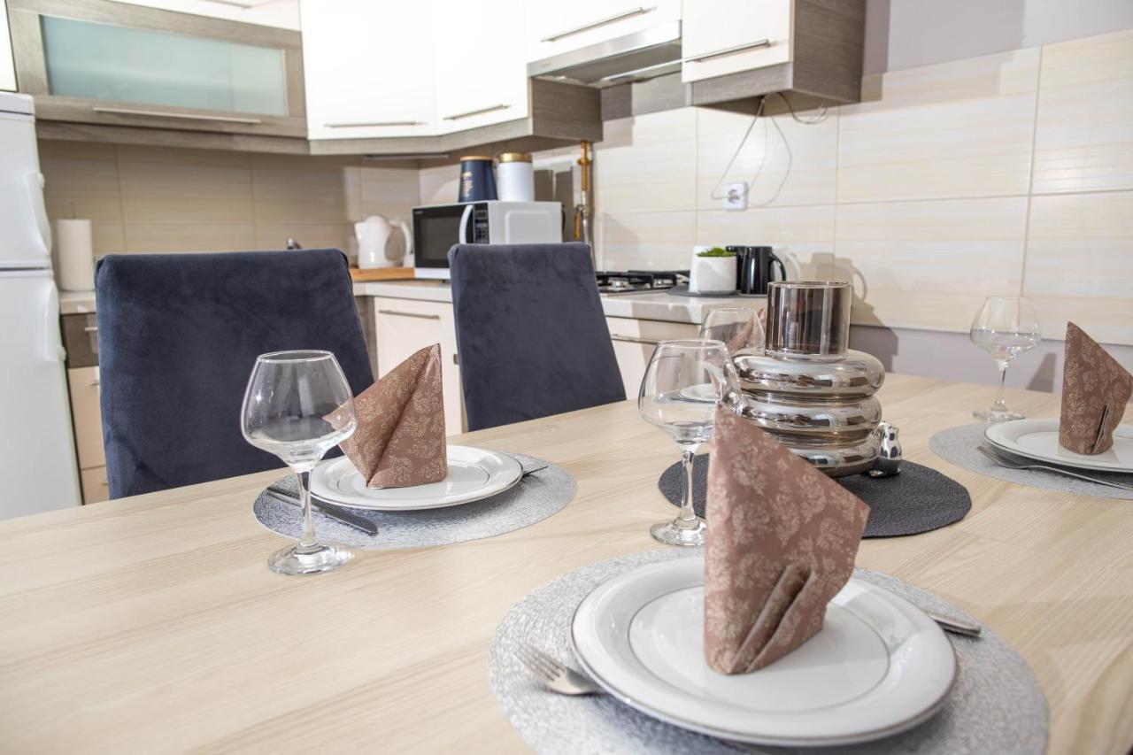 Apartman Gundulic Vinkovci Buitenkant foto